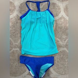 Girls speedo 2 piece bathingsuit size 8